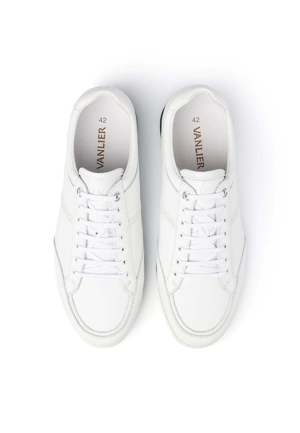 White smooth leather Magnus sneaker