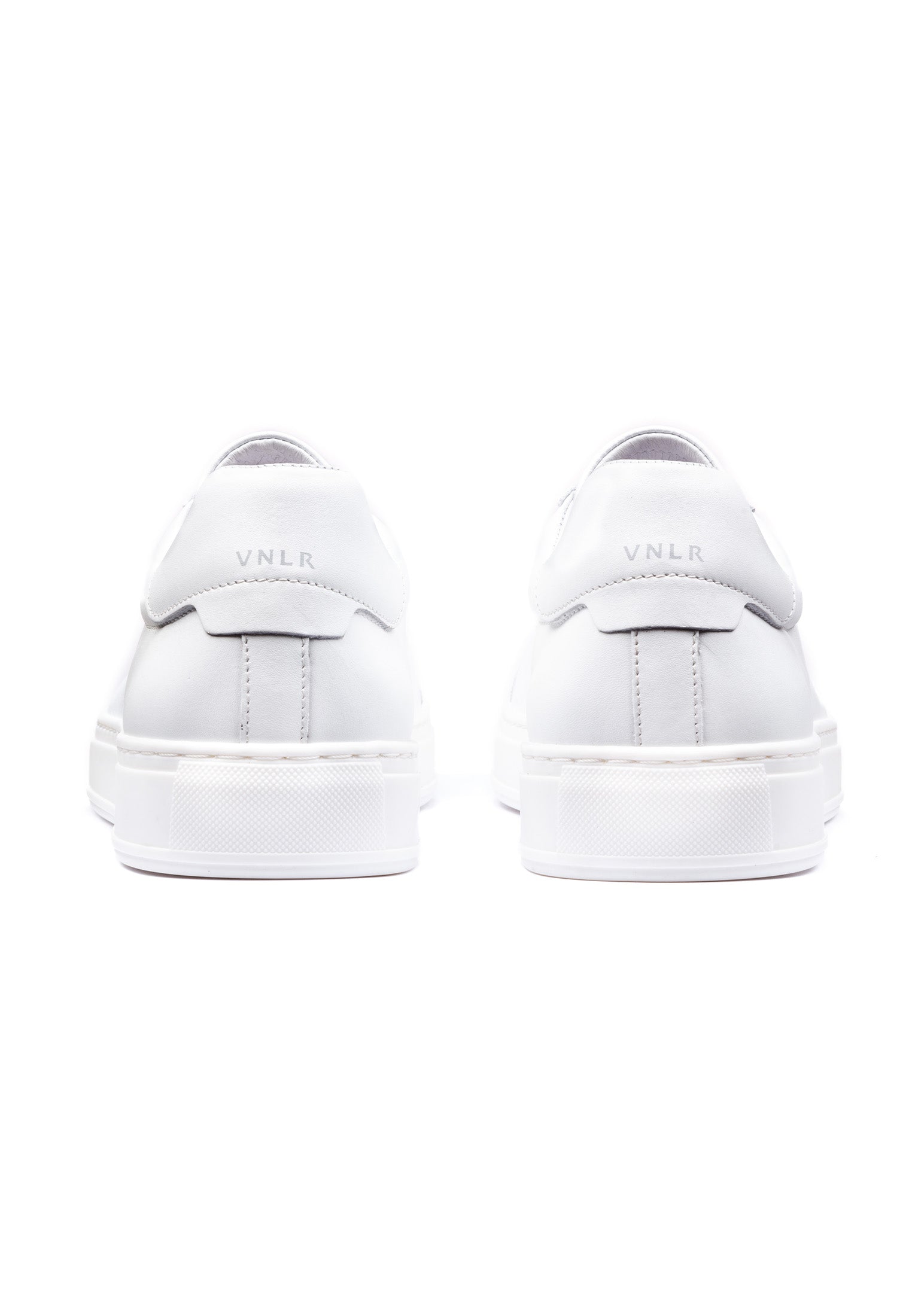 White smooth leather Barossa sneaker