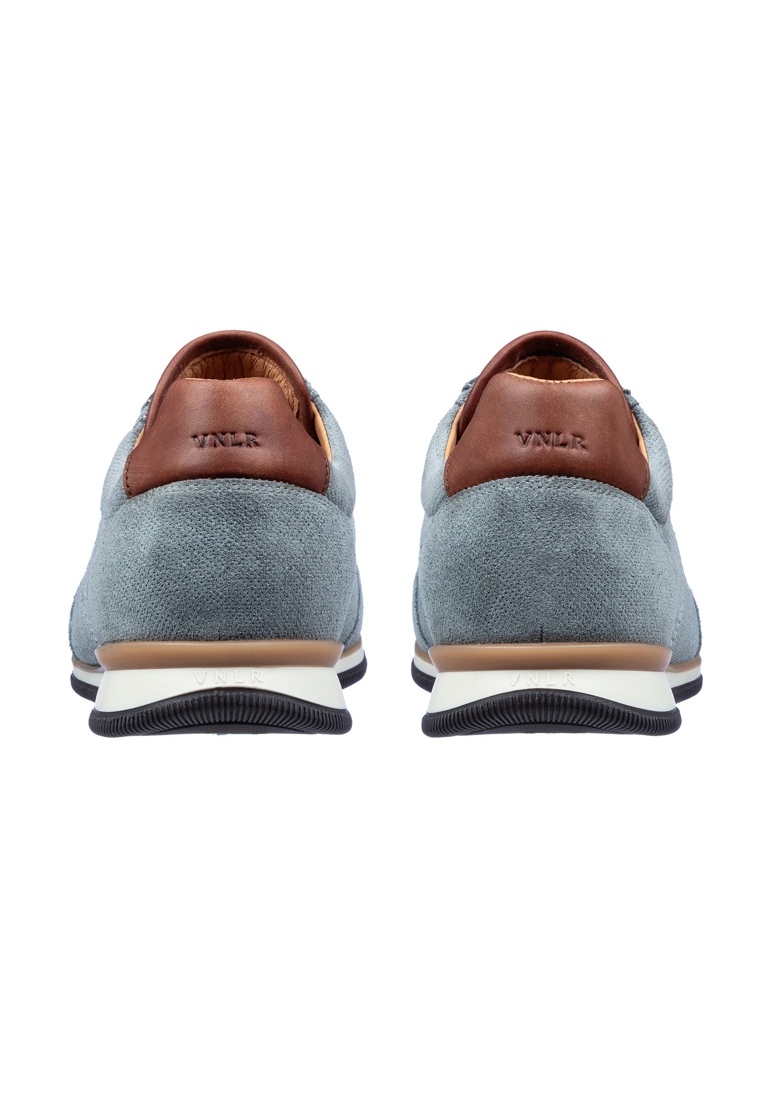 Gray blue suede Magnus sneaker