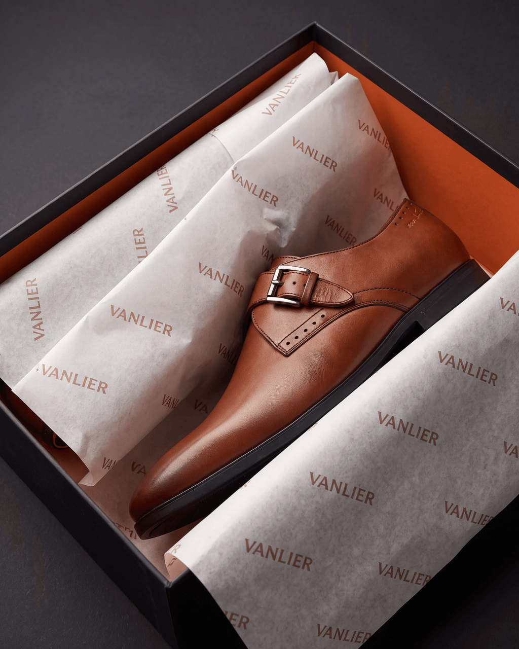 Cognac gladleren Portofino gespschoen – in de open schoenendoos