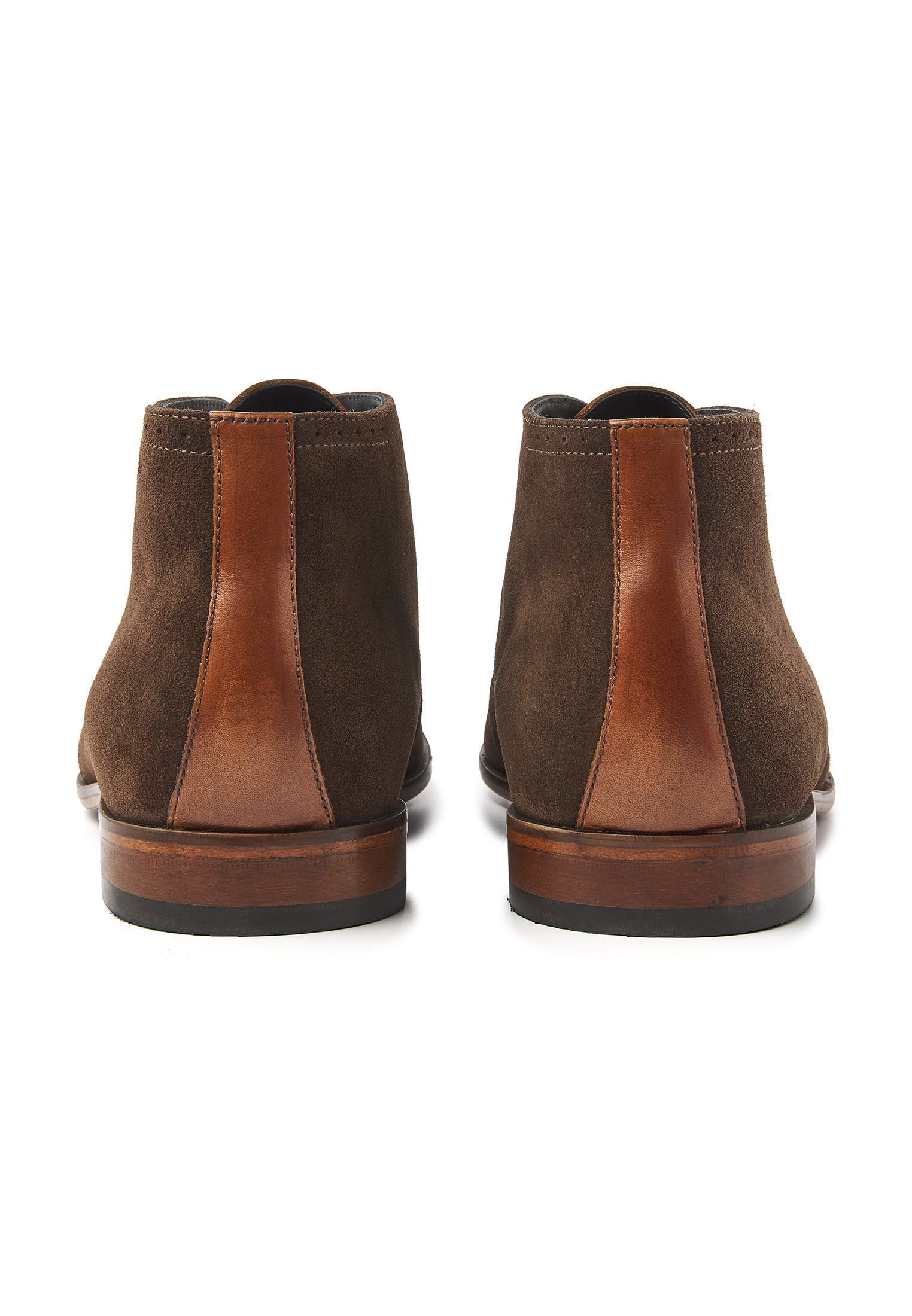 Testa di Moro bruin suède Rhodes halfhoge veterschoen