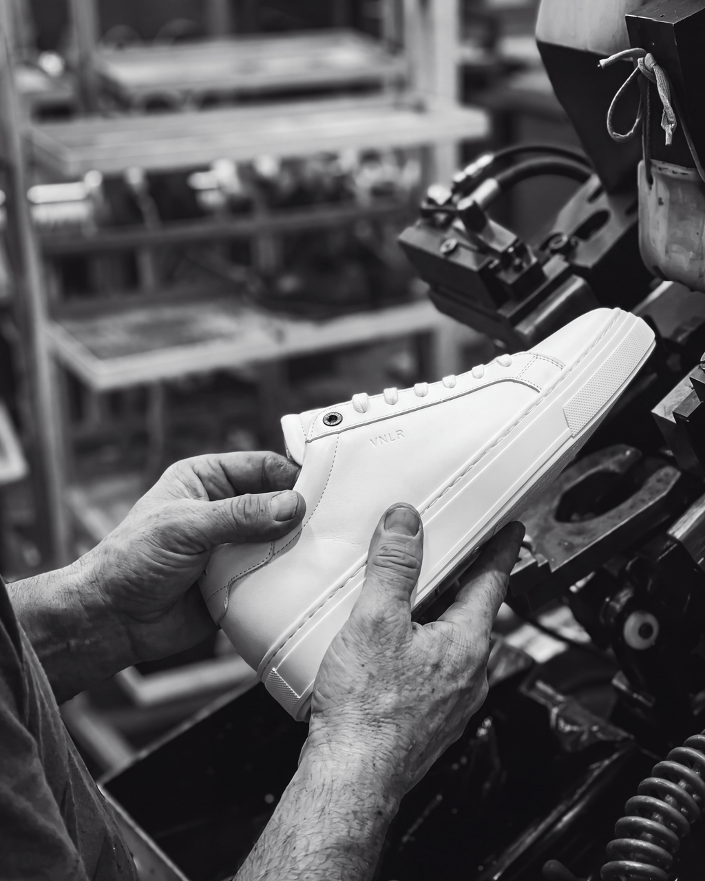 Wit gladleren Barossa sneaker – vakmanschap in de fabriek