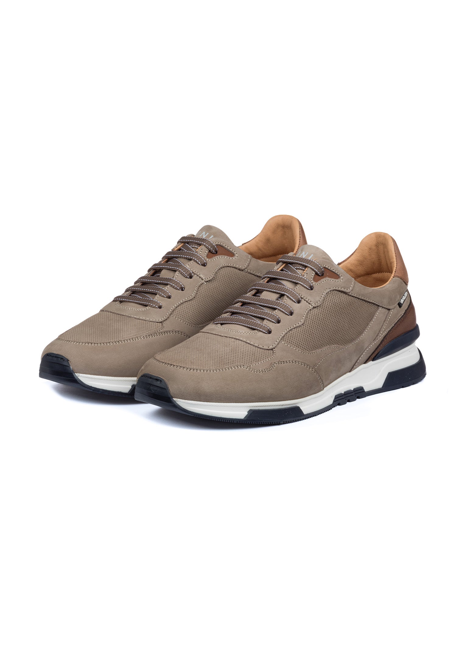 Taupe nubuck Romeo sneaker