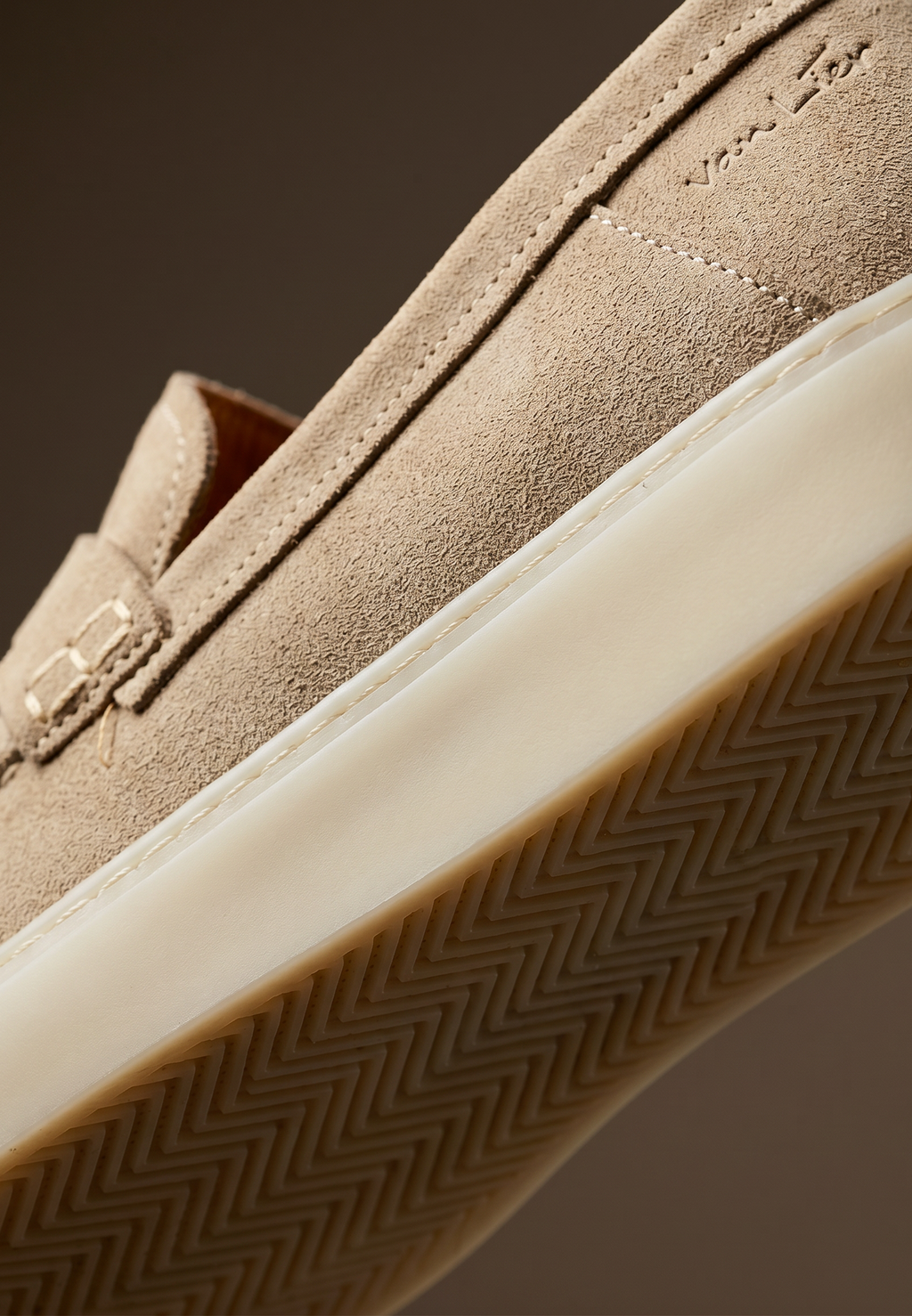 Beige suède Bari loafer