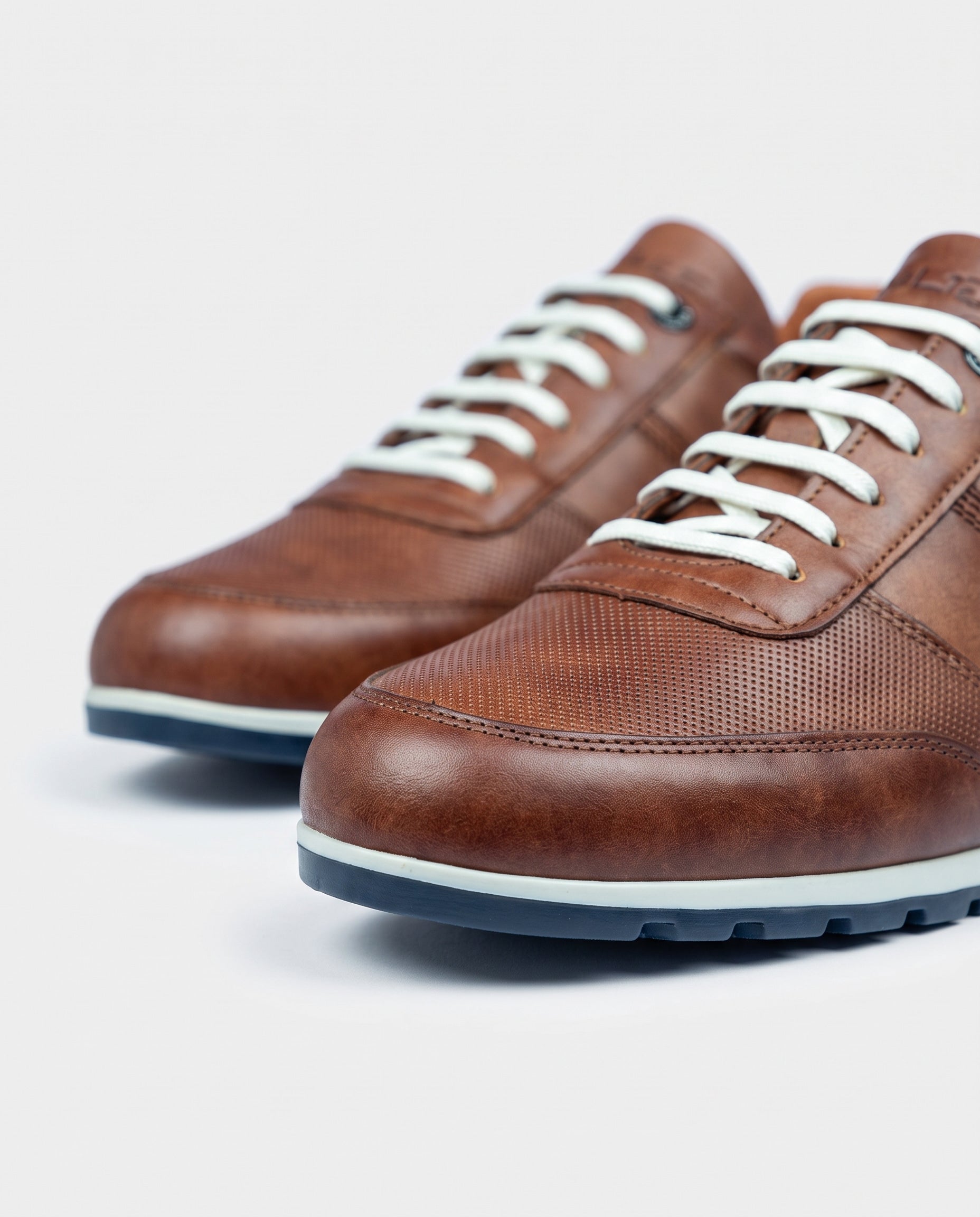 Licht cognac gladleren Anzano sneaker