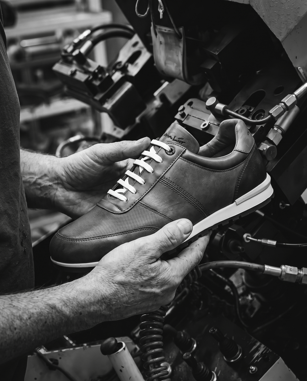Light cognac smooth leather Anzano sneaker