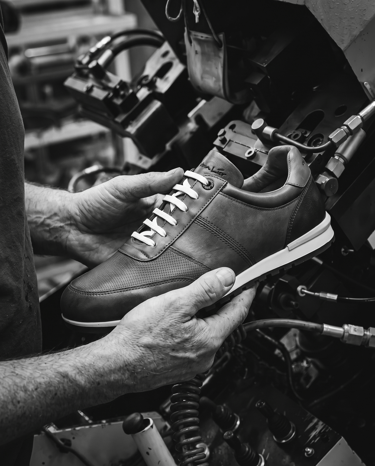 Licht cognac gladleren Anzano sneaker