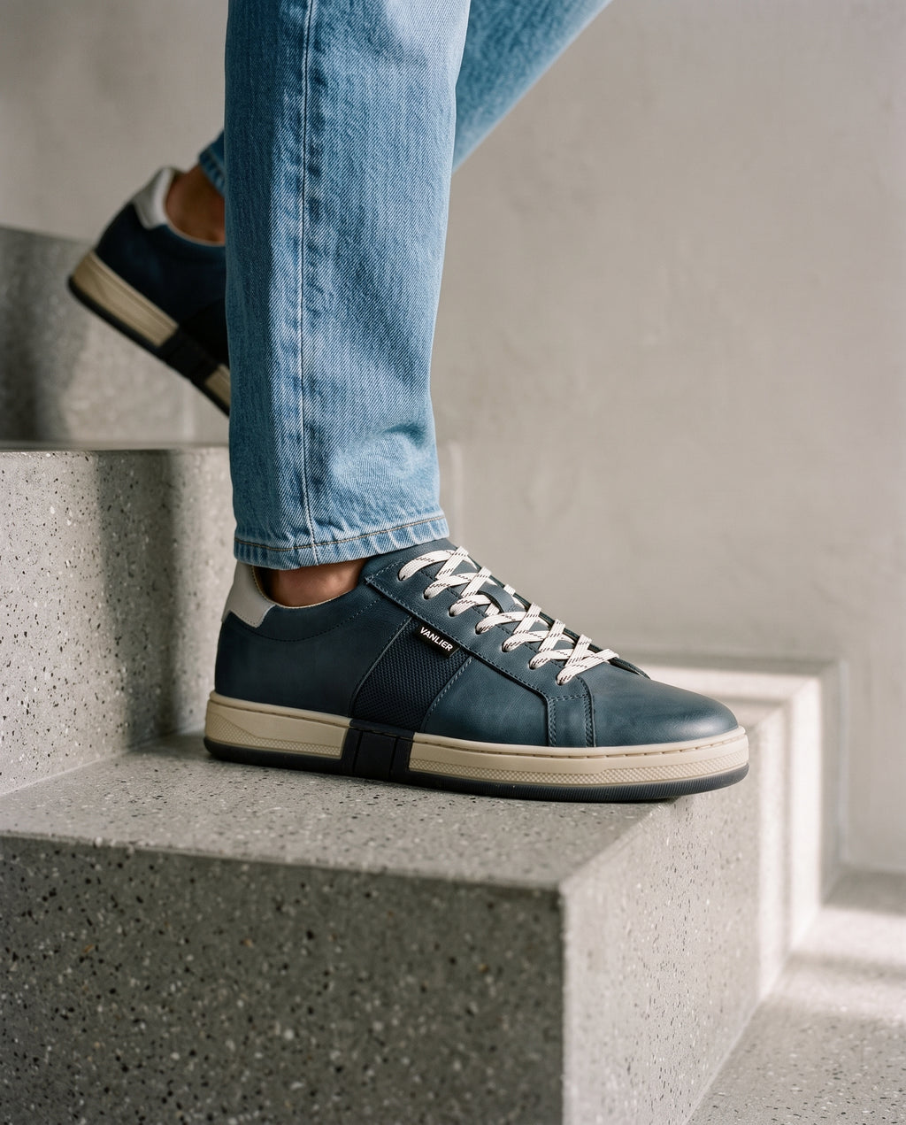 Navy blauw gladleren Retro sneaker