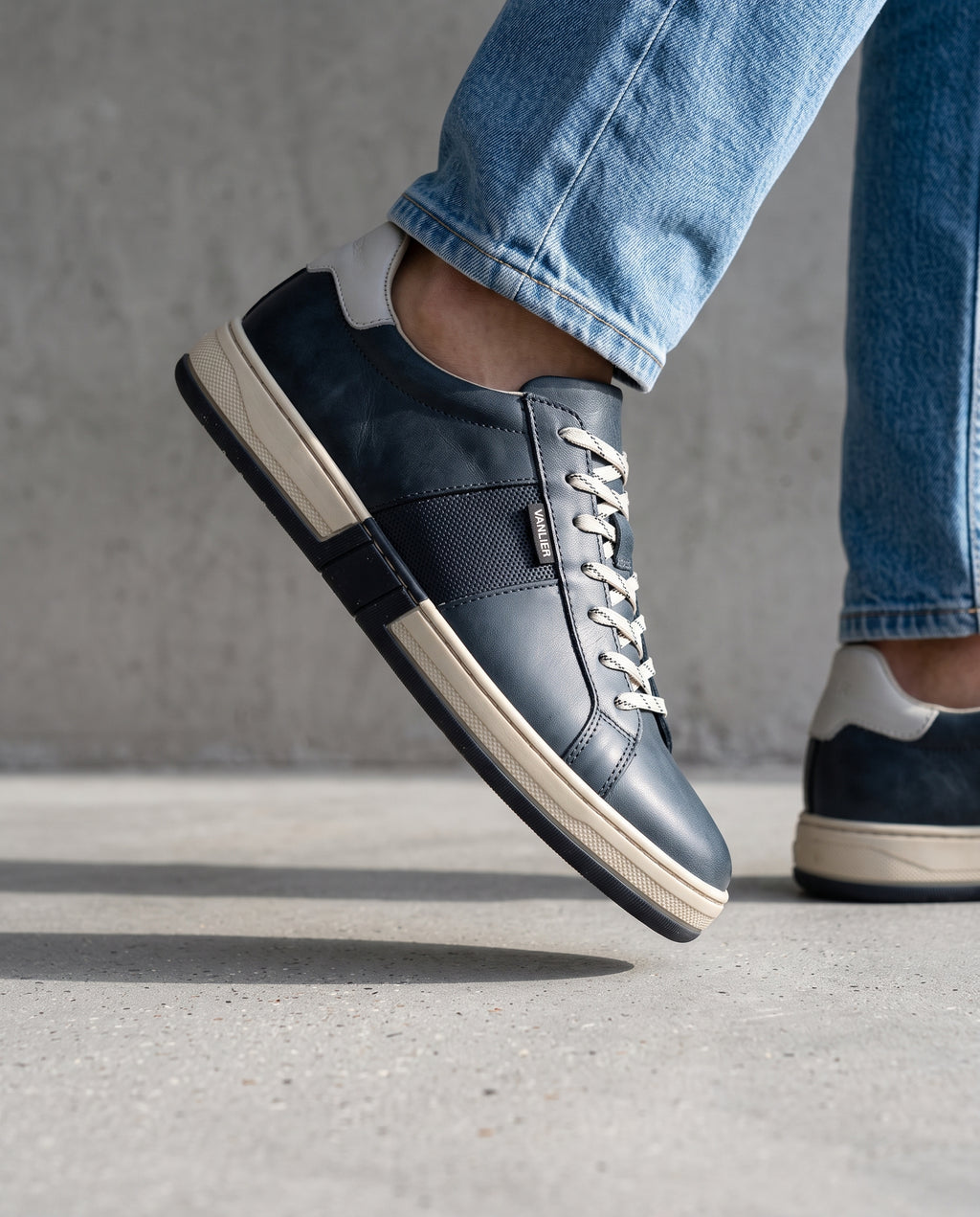Navy blauw gladleren Retro sneaker