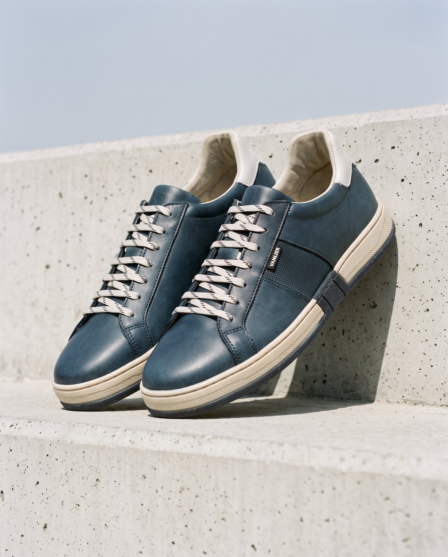Navy blauw gladleren Retro sneaker
