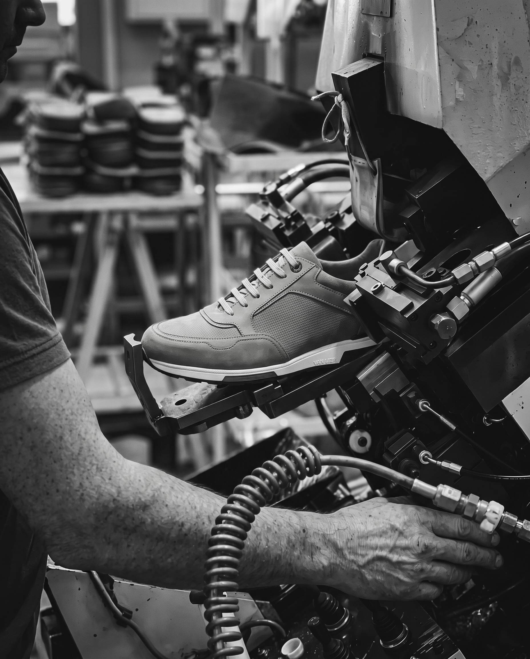 Taupe nubuck Positano sneaker