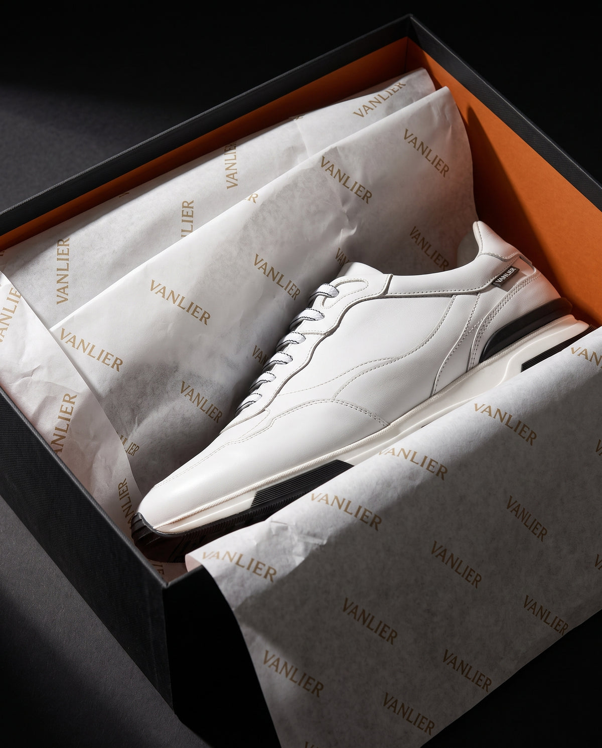 Wit gladleren Romeo sneaker