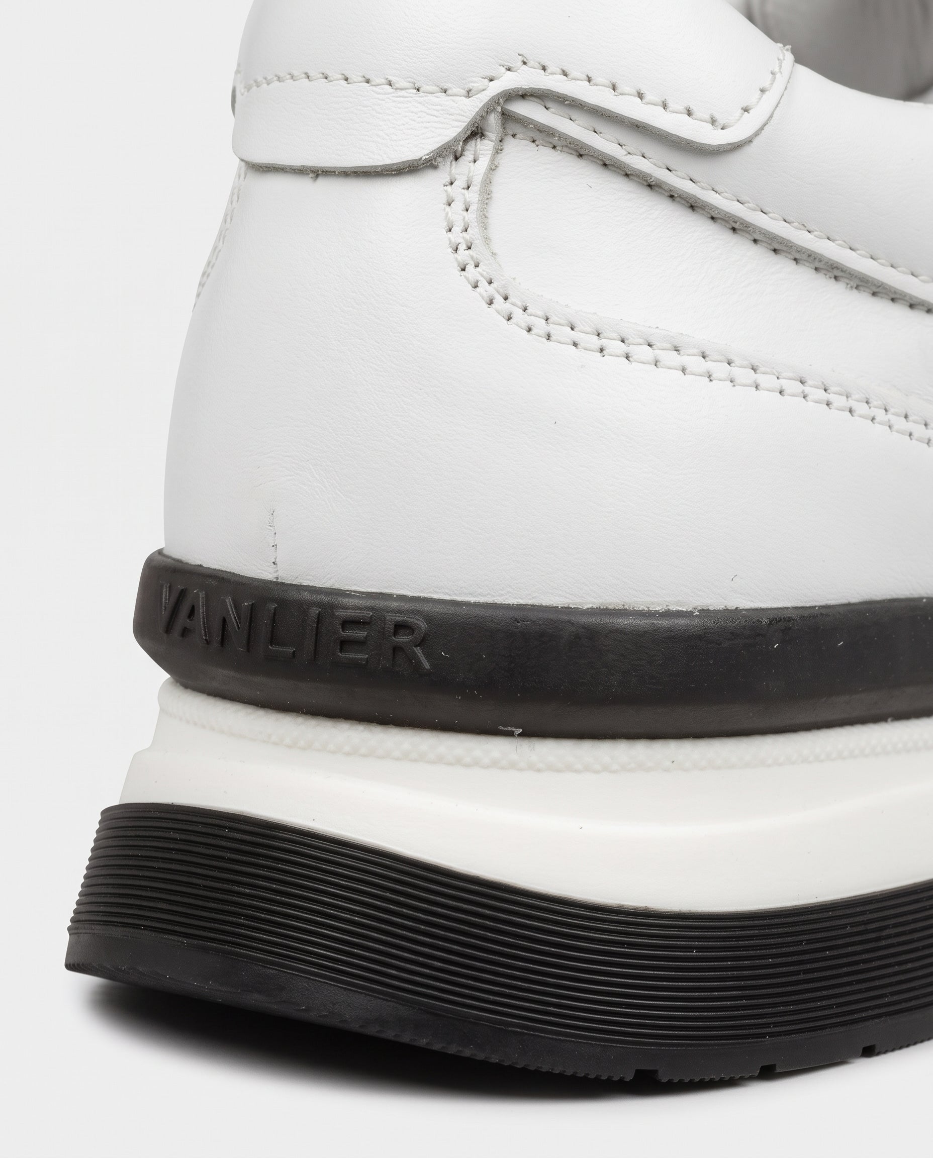 Wit gladleren Romeo sneaker
