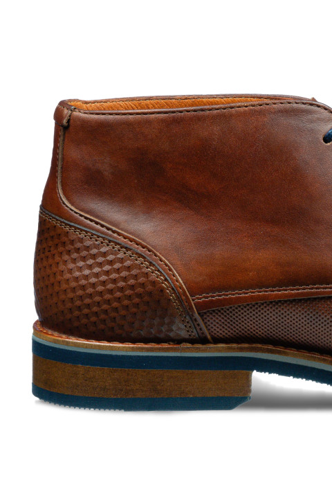 Licht cognac gladleren Amalfi boot